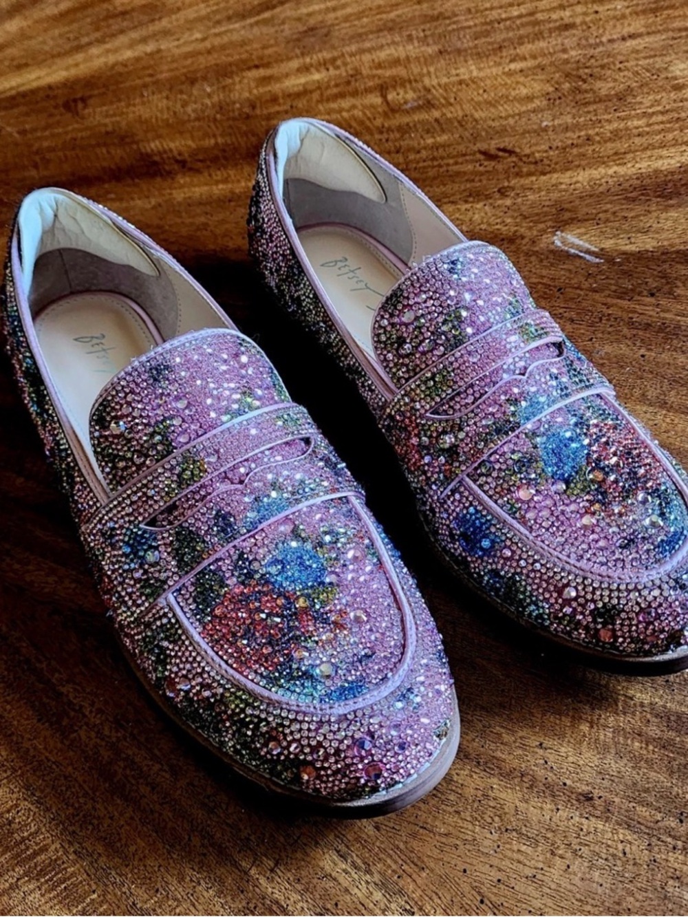Betsey Johnson Aron loafers - sz 7.5 but run small